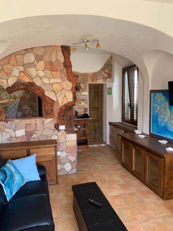 Casa Balilla 2 Appartement La Maddalena  Buitenkant foto