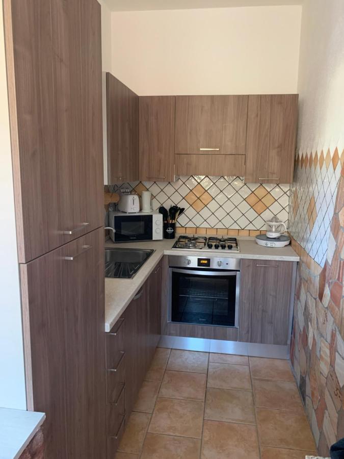 Casa Balilla 2 Appartement La Maddalena  Buitenkant foto